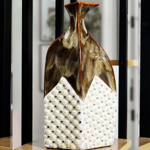 Elegant Pearl & Glaze Ceramic Vase